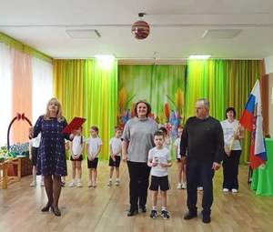 Торжественное вручение золотого знака в детском саду "Колокольчик" 16.04.2026 г.